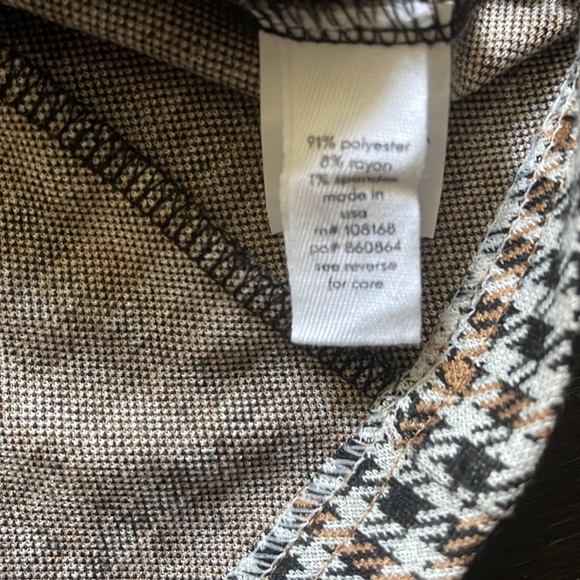 Full Tilt pull on mini skirt in plaid - Picture 5 of 6